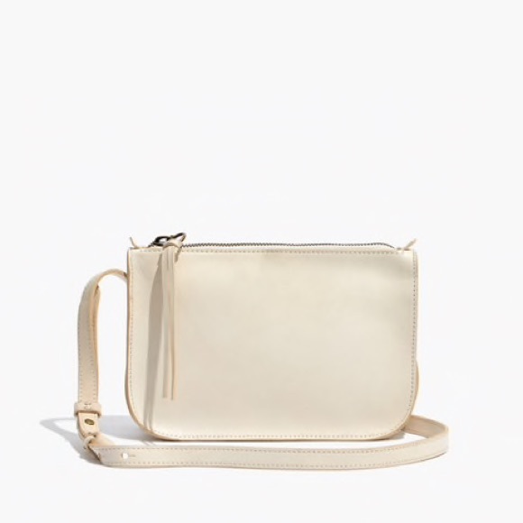 Madewell Handbags - NWT Madewell Simple Crossbody Bag